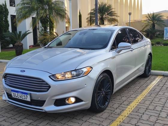 FORD FUSION 2.0 TITANIUM 16V HÍBRIDO 4P AUTOMÁTICO FORD FUSION 2.0 TITANIUM 16V HÍBRIDO 4P AUTOMÁTICO